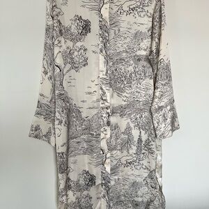 H&M Monochrome Artistic Print Shirt dress